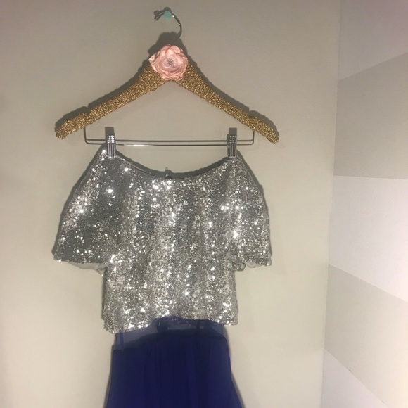 Super cute sparkly dress - Picture 2 of 6